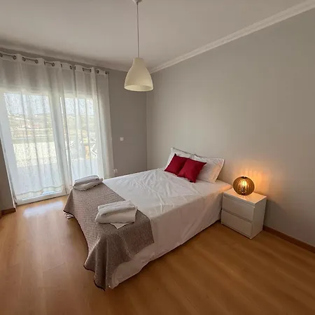 Casa De Ferias Lucena ロウリニャン